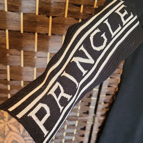 Pringle X H&M Black Long Sleeve Dress with White Accents - Picture 3 of 7